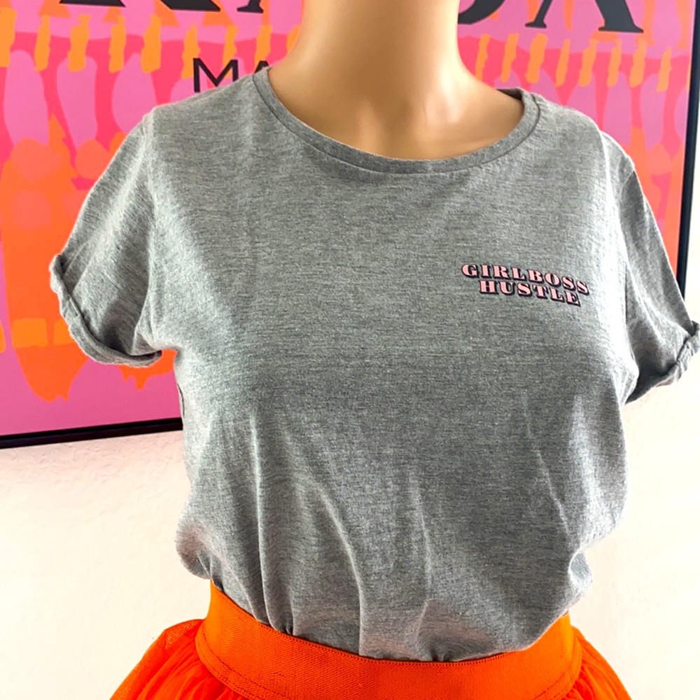 Girlboss hustle t-shirt